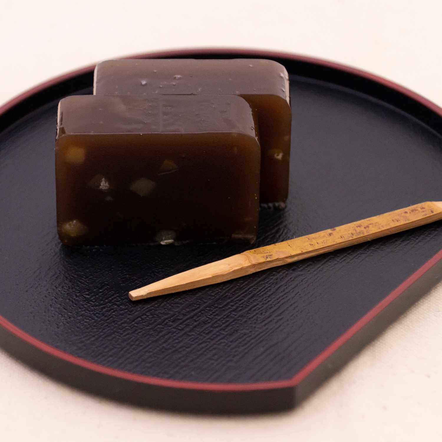 黄金柱 栗ようかん | 【公式】創価学会仏壇・仏具・書籍・土産・三色